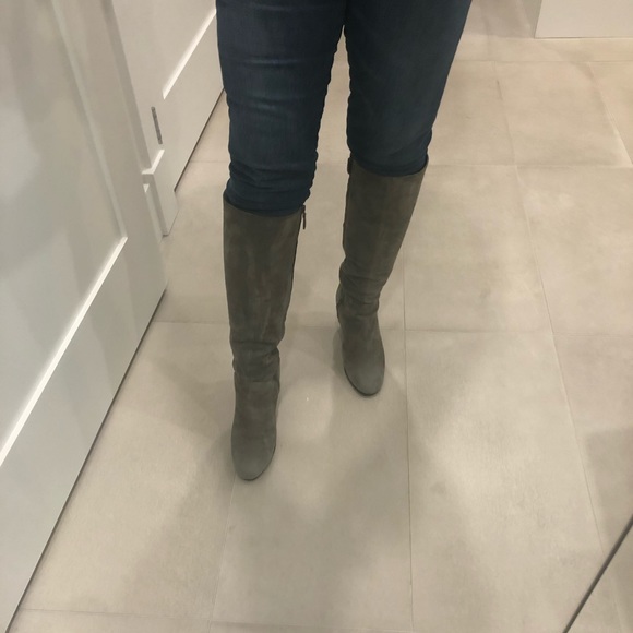 Cole Haan grey suede wedge side zipper sz 6.5 - Picture 2 of 7